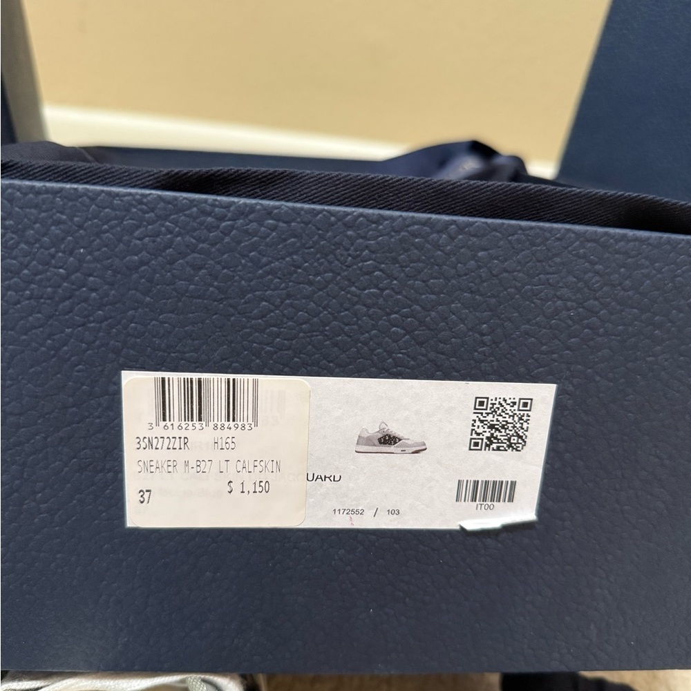 Dior Gray Sneakers with Monogram Detailing - Picture 6 of 6
